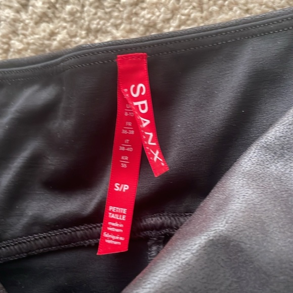 Spanx Faux Leather Leggings - Picture 3 of 3